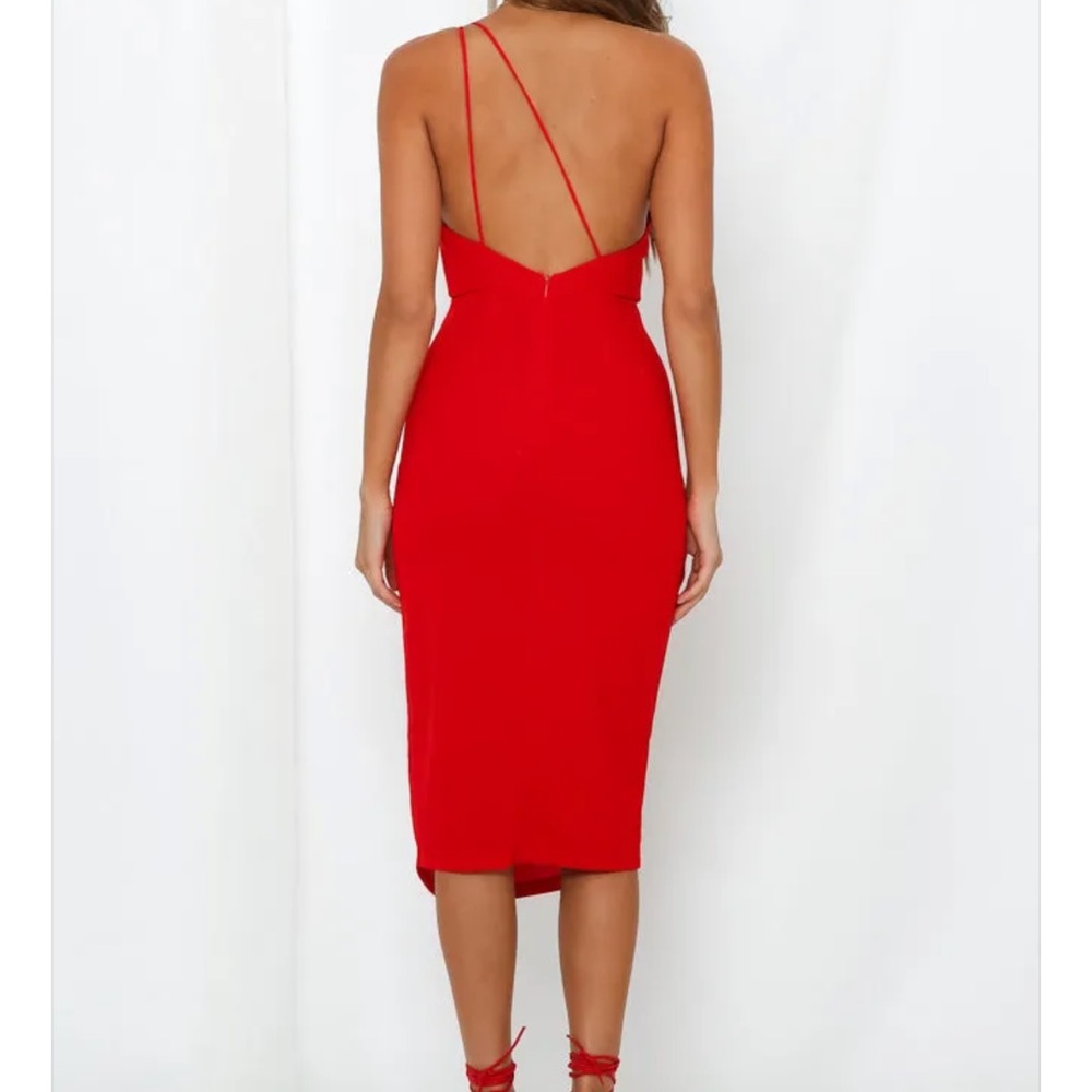 SOLD Hello Molly, taking it back dress